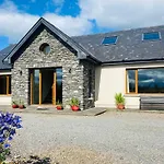 3 Bedroom 15 Mins Drive From Kenmare Town