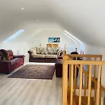 3 Bedroom 15 Mins Drive From Kenmare Town *