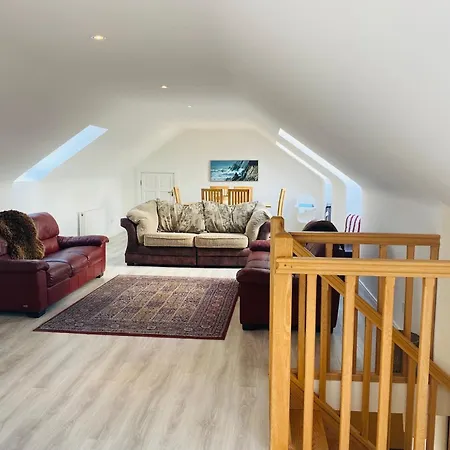 3 Bedroom 15 Mins Drive From Kenmare Town *