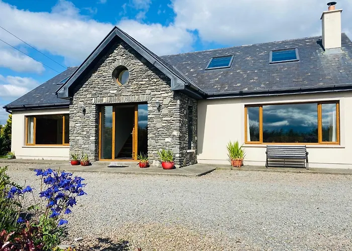 3 Bedroom 15 Mins Drive From Kenmare Town