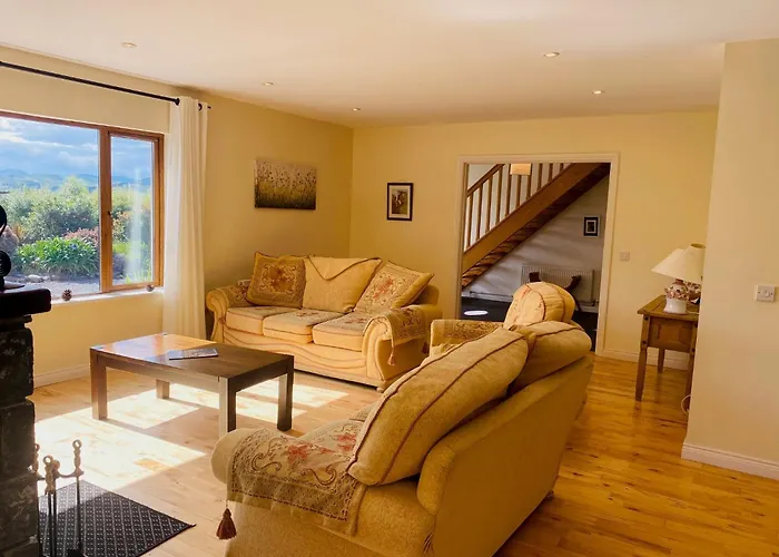 3 Bedroom 15 Mins Drive From Kenmare Town